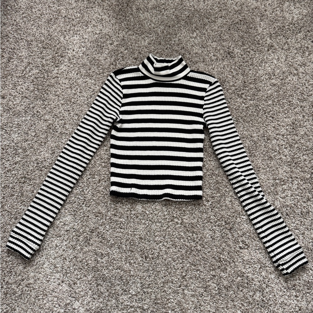 worn once aerie Striped Black and White Turtleneck Top